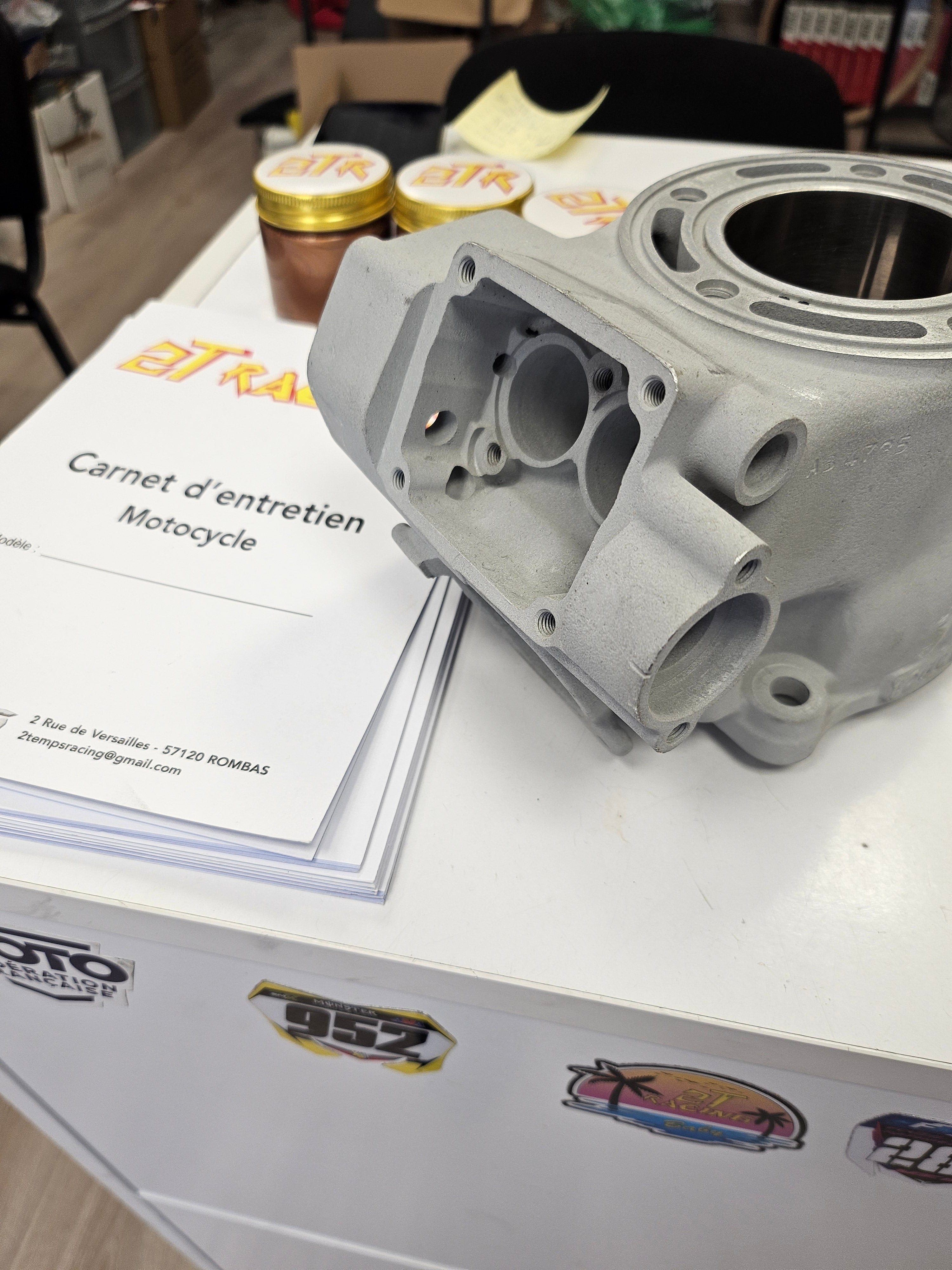 SUZUKI 125 RM 1991 Kit cylindre reconditionné à neuf + kit piston, joints et cage à aiguilles