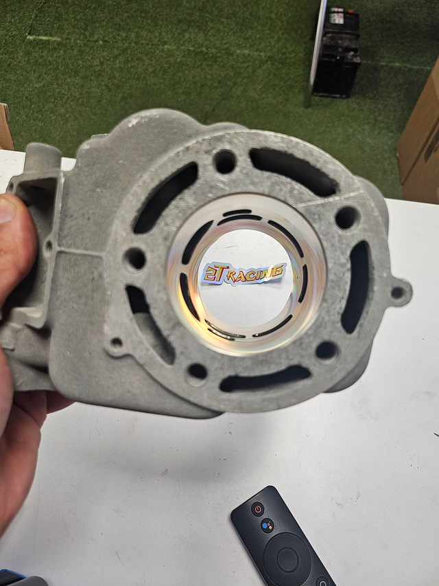 KAWASAKI 125 KX 1992-1993 Kit cylindre occasion neuf + kit piston, joints et cage à aiguilles