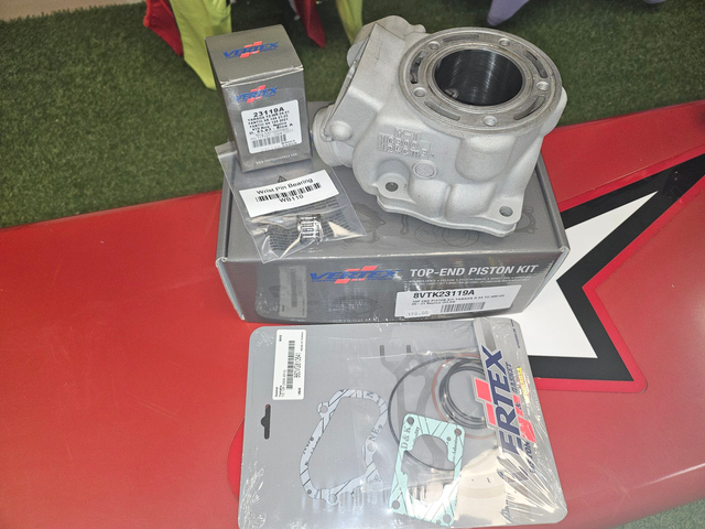YAMAHA 125 YZ 2005-2021 Kit cylindre reconditionné à neuf + kit piston, joints et cage à aiguilles