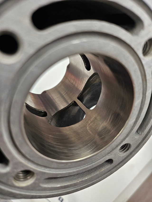 YAMAHA 85 YZ 1993-2018 Kit cylindre reconditionné à neuf + kit piston, joints et cage à aiguilles