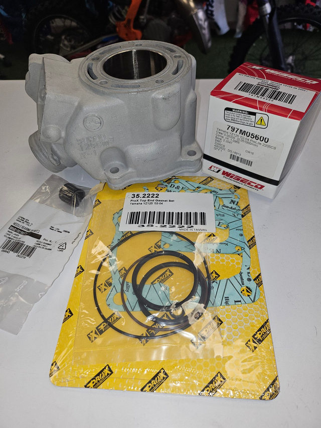 YAMAHA 125 YZ 2001-2004 + kit piston, joints et cage à aiguilles